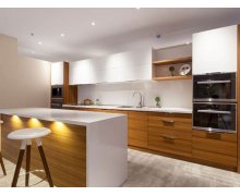 TỦ BẾP 57 - TỦ BẾP GỖ MDF PHỦ MELAMINE TRẮNG PHỐI VÂN GỖ