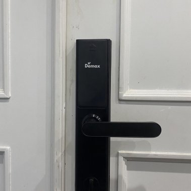 KHÓA VÂN TAY THÔNG MINH DEMAX EL638 BN