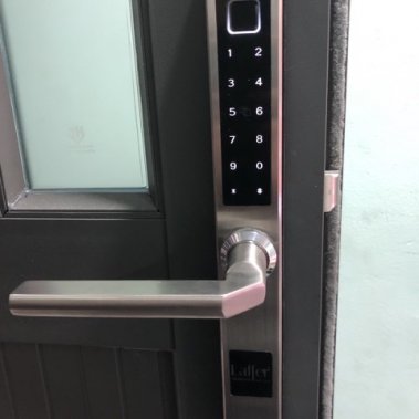 Khoá vân tay cửa nhôm, cửa đố nhỏ Laffer XF18