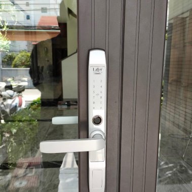 Khoá vân tay cửa nhôm, cửa đố nhỏ Laffer R1