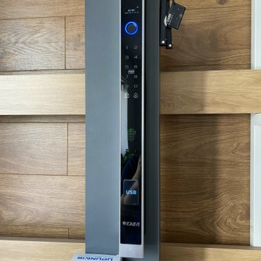 Khóa thông minh tự động cho cửa nhôm xingfa Kaimi CN112 màu bạc