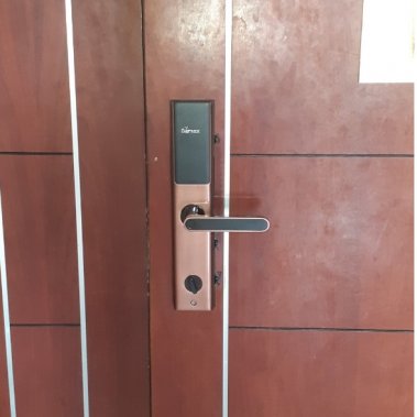 Khóa vân tay thông minh DEMAX SL630 AC