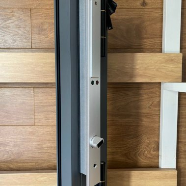 Khóa thông minh tự động cho cửa nhôm xingfa Kaimi CN112 màu bạc