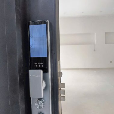 Khóa vân tay thông minh màn hình chuông KASSLER KL-889 CNC - APP XHOME