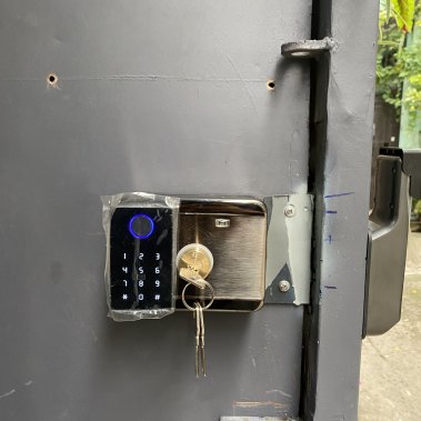 Khoá cửa cổng chống nước HUBERT HB CC68 GRAY