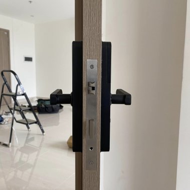 Khoá vân tay cửa gỗ, cửa phòng Laffer LX08