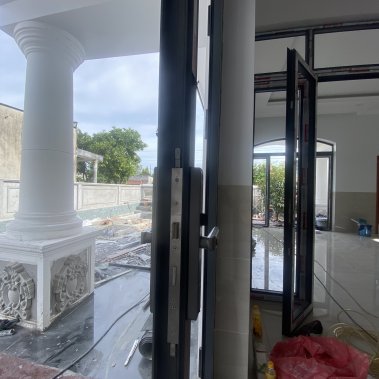 Khóa cửa nhôm xingfa chống nước Demax EL688 AG Wifi App