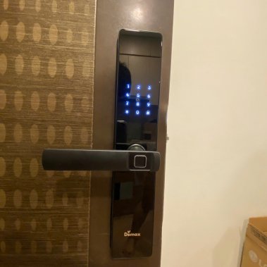 Khóa thông minh Demax EL622 BL