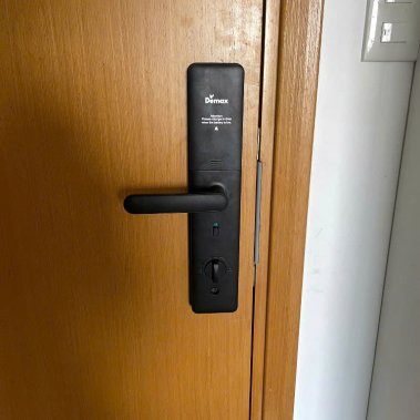 Khóa thông minh Demax EL619 BN