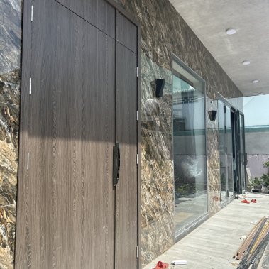 KHÓA THÔNG MINH CỬA NHÔM XINGFA TỰ ĐỘNG CHỐNG NƯỚC DEMAX SL802 AG APP/ REMOTE 