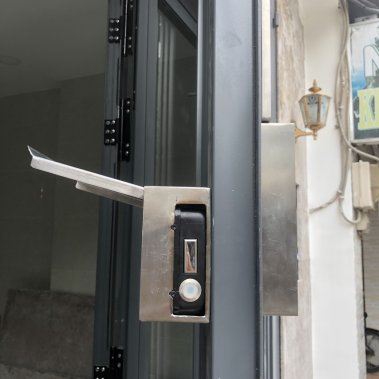 Khoá cửa cổng chống nước DEMAX SL603WP-APP WIFI