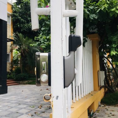 Khóa cổng thông minh Giovani GSL-W611MD