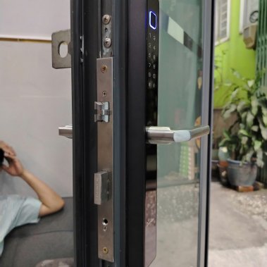 Khóa thông minh DEMAX EL-C102 AG cho cửa nhôm, cửa sắt, inox, xingfa, cửa nhựa