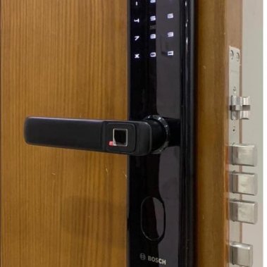 Khóa Cửa Vân Tay BOSCH ID 30B EU BLACK (Màu đen)