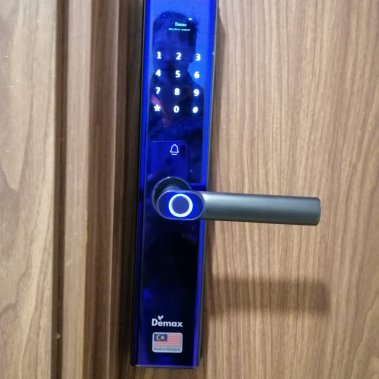 Khóa vân tay thông minh DEMAX SL650 GS