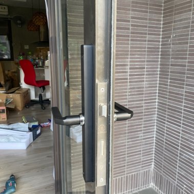 Khóa vân tay cửa nhôm xingfa Kassler KL-599CB (màu đen) - Chống nước