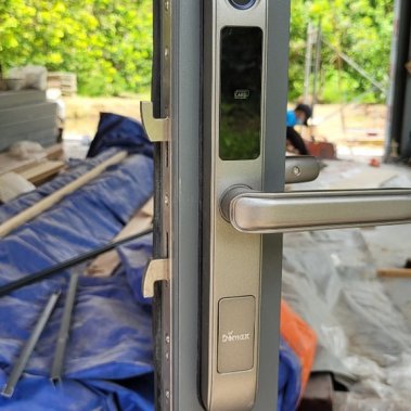 Khóa vân tay chống nước cửa nhôm xingfa, cửa sắt DEMAX EL101 SV - APP WIFI
