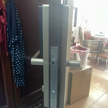 Khóa vân tay thông minh DEMAX SL-C626 CG APP - Camera màn hình chuông