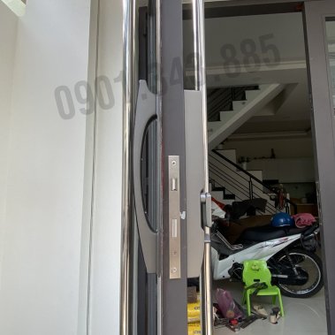 KHÓA THÔNG MINH CỬA NHÔM XINGFA TỰ ĐỘNG CHỐNG NƯỚC DEMAX SL802 AG APP/ REMOTE 