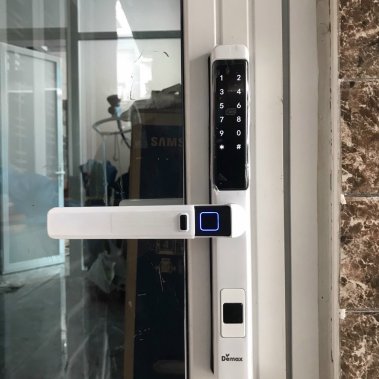 KHÓA THÔNG MINH CHỐNG NƯỚC DEMAX SL501 PW