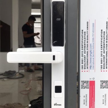 KHÓA THÔNG MINH CHỐNG NƯỚC DEMAX SL601 PW-APP WIFI