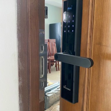 Khóa vân tay thông minh DEMAX SL630 BL