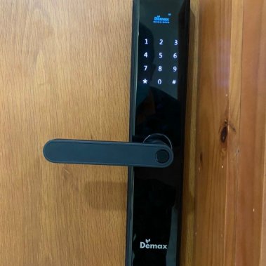 Khóa vân tay thông minh DEMAX SL630 BL