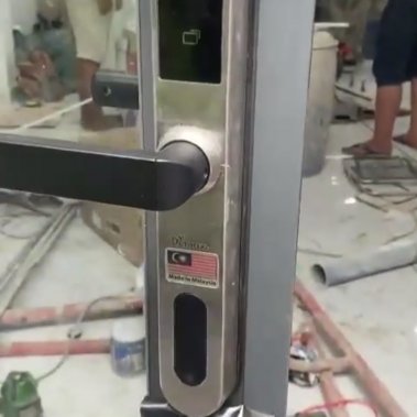 Khóa thông minh DEMAX SL101 SUS cho cửa nhôm, cửa sắt, inox, xingfa, cửa nhựa