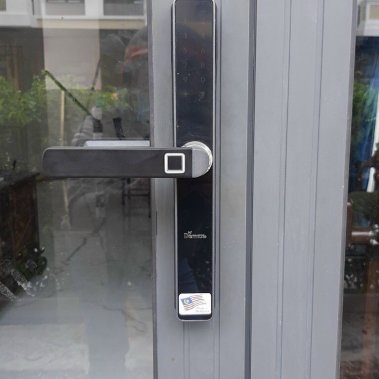 Khóa thông minh DEMAX SL103 cho cửa nhôm, cửa sắt, inox, xingfa, cửa nhựa