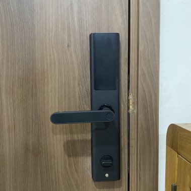 Khóa vân tay thông minh DEMAX SL630 BL