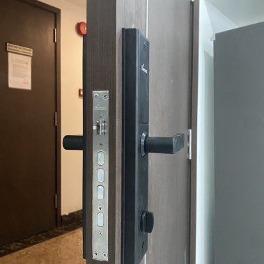 KHÓA VÂN TAY THÔNG MINH DEMAX EL638 BN