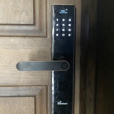 KHÓA VÂN TAY THÔNG MINH DEMAX EL638 RM