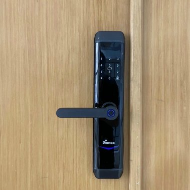 Khóa thông minh DEMAX SL768 BN