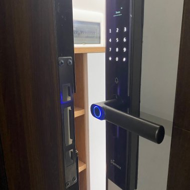 Khóa vân tay thông minh DEMAX SL650 GS