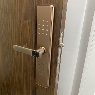 Khóa Cửa Vân Tay BOSCH ID 30B AMBER GOLD - APP (Vàng đồng)