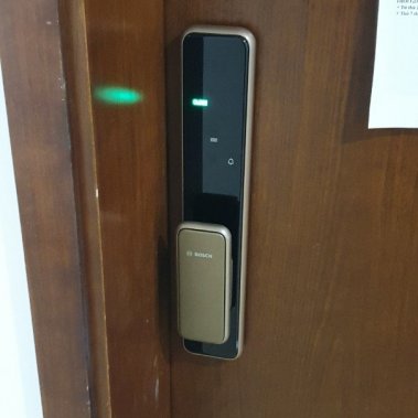 Khóa Cửa Vân Tay BOSCH EL 600 EU AMBER GOLD (Vàng đồng)