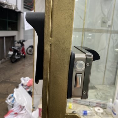 Khóa cổng vân tay Laffer A12 - app TTLock 2 mặt