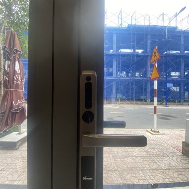 Khóa cửa nhôm xingfa chống nước Demax SL506 AG