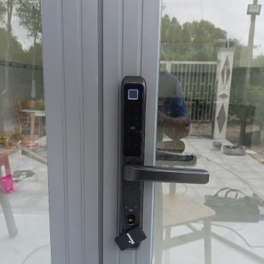 Khóa cửa nhôm xingfa chống nước Demax SL506 BL