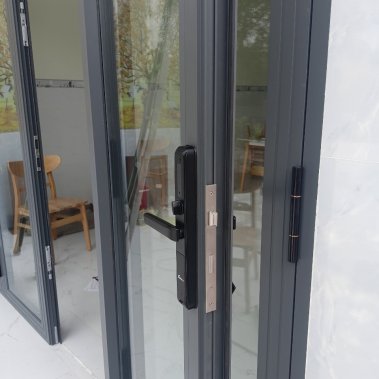 Khóa cửa nhôm xingfa chống nước Demax EL606 BL App Wifi