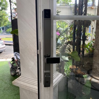 Khóa vân tay cửa nhôm Kassler KL-599 Pro App Wifi