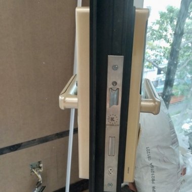 Khóa cửa nhôm xingfa Kassler KL-599 LX CHAMPAGNE APP