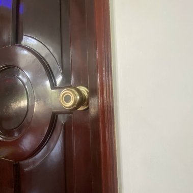 Khóa vân tay cửa phòng DEMAX SL106 YL