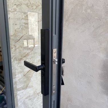 Khóa vân tay chống nước cửa nhôm xingfa, cửa sắt HUBERT HB CN68 ROUGH BLACK