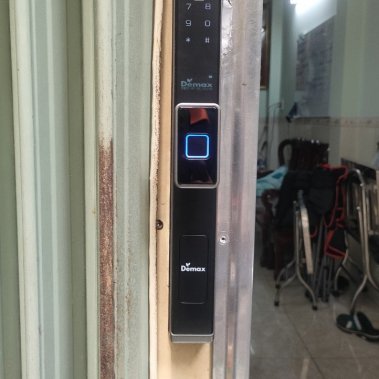 Khóa vân tay chống nước cửa nhôm xingfa, cửa sắt DEMAX SL588 SD - Cửa Lùa