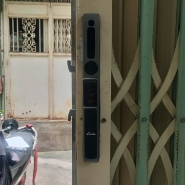 Khóa vân tay chống nước cửa nhôm xingfa, cửa sắt DEMAX EL688 SD APP - Cửa Lùa