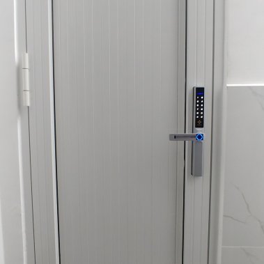 Khóa vân tay chống nước cửa nhôm xingfa, cửa sắt HUBERT HB CN68 Silver Gray