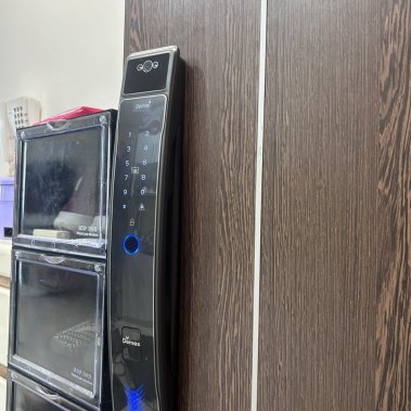 Khóa thông minh tự động màn hình chuông Demax SL818 MG - CN Đức