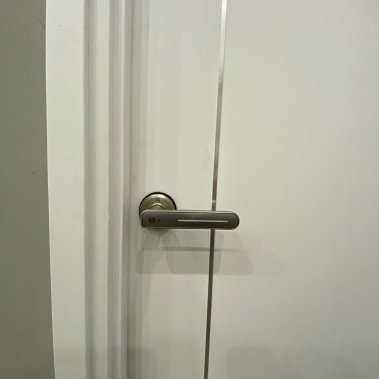 Khóa vân tay cửa phòng DEMAX SL108 SV