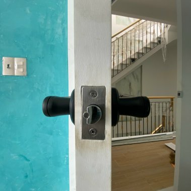 Khóa vân tay cửa phòng DEMAX SL109 BL